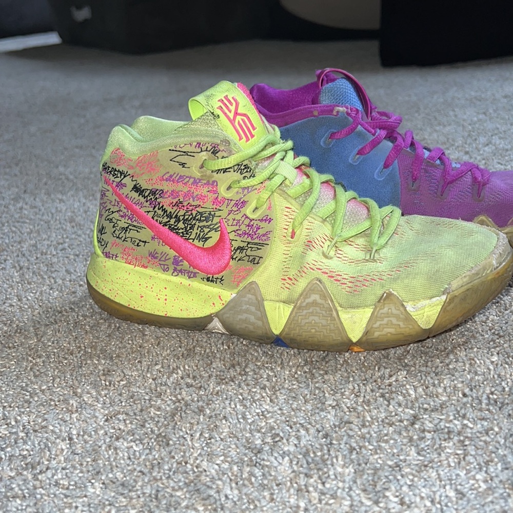KYRIE IRVING BASKETBALL SNEAKERS